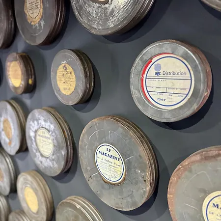 Les Coulisses - Cinema Prive & Jeu De Piste A 2 Riom